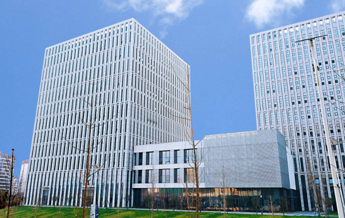 2025年外贸独立站多语种建站技术选型与成本分析